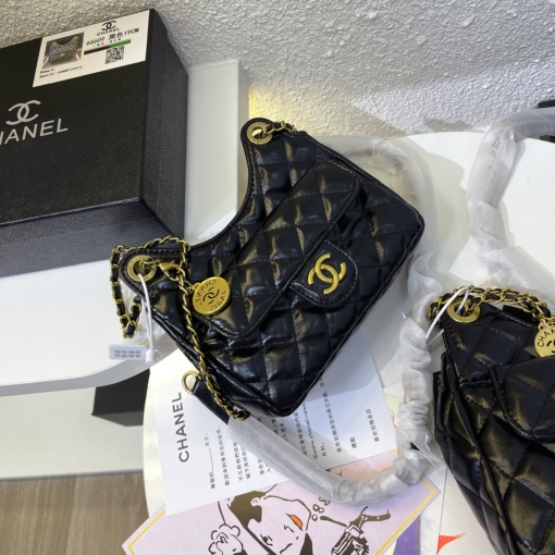 Túi Chanel Small Hobo Bag Gold Black Size 22