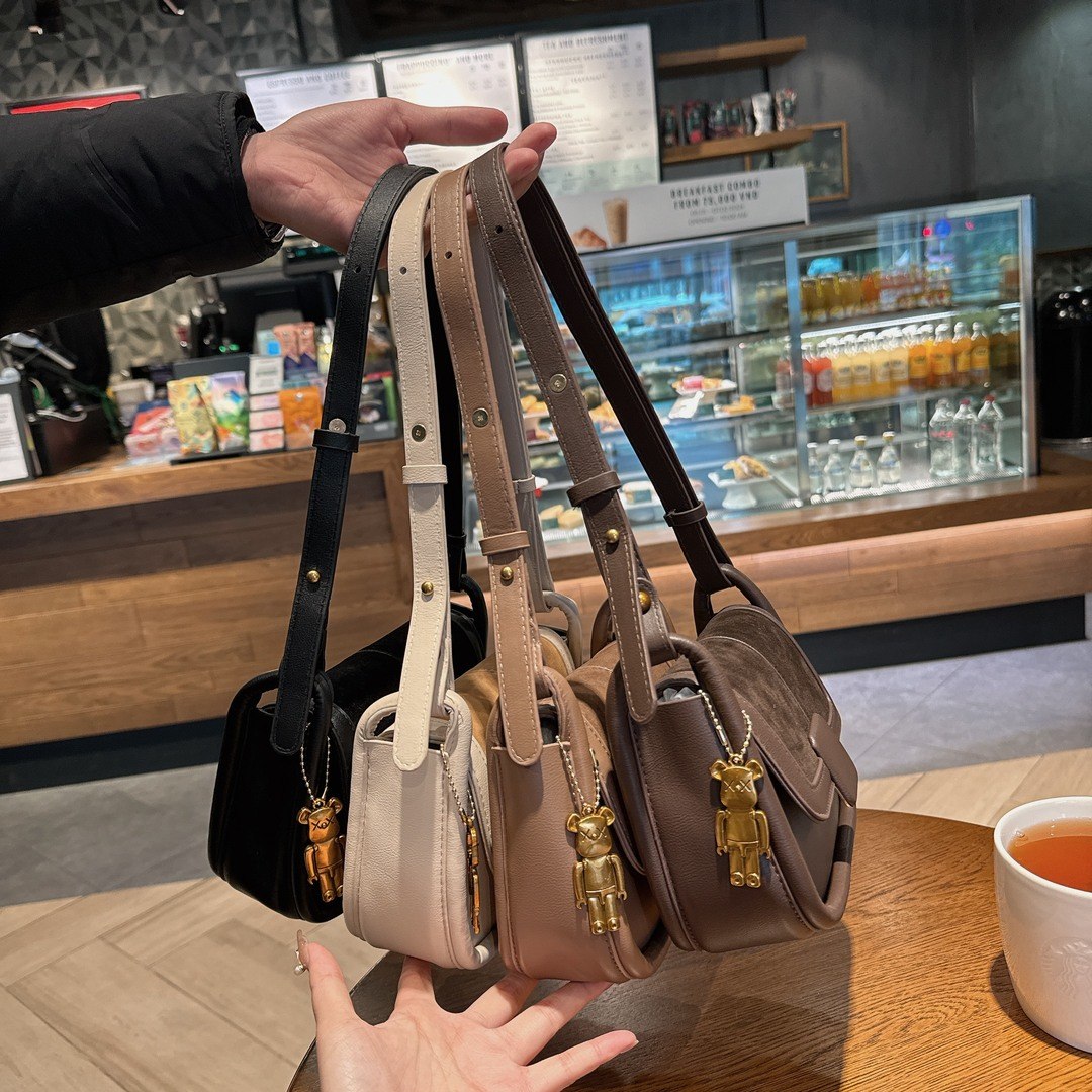 Túi Đeo chéo Vintage Brown Black White Cream 4 Túi Đeo chéo Vintage