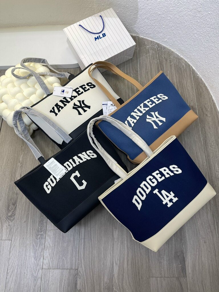 Túi Tote MLB Hoạ Tiết Monogram 4 Màu 2 Túi Tote MLB Họa Tiết Monogram