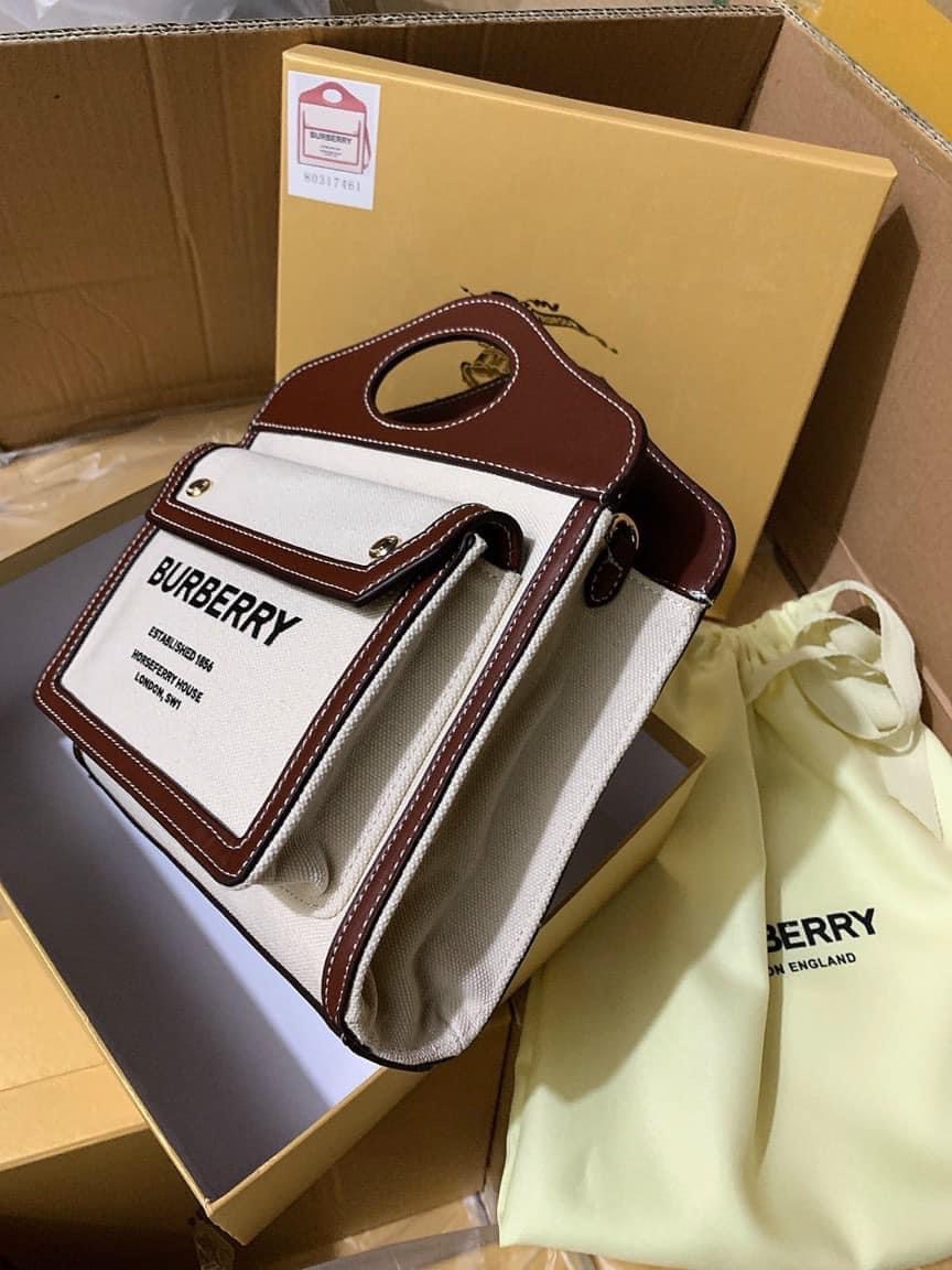 Túi Burberry Horseferry Pocket Handle Bag Size 23 5 tui burberry mini horseferry pocket top handle bag