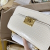 Túi Charles & Keith CNK Croc Chain Crossbody Bag 10 Túi CNK Charles & Keith Croc Effect Màu White