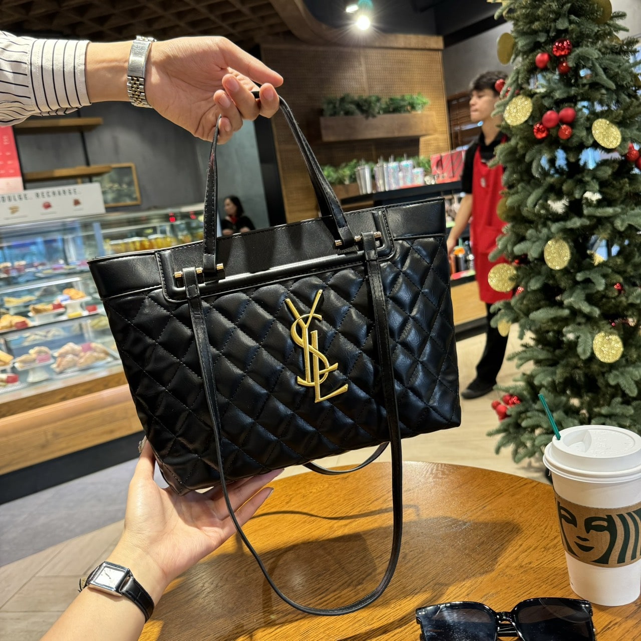 Túi Da YSL Saint Laurent Oversize Đen Trắng Nâu 4 tui da nu tote ysl saint laurent den