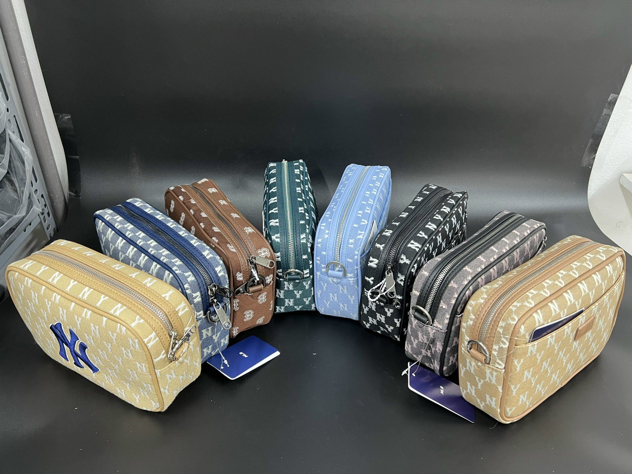 Túi Đeo Chéo MLB Monogram Jacquard Crossbag New York 5 Túi Đeo Chéo MLB Monogram NY