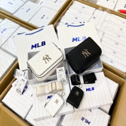 Túi Đeo Chéo MLB NY Yankees Trắng Đen