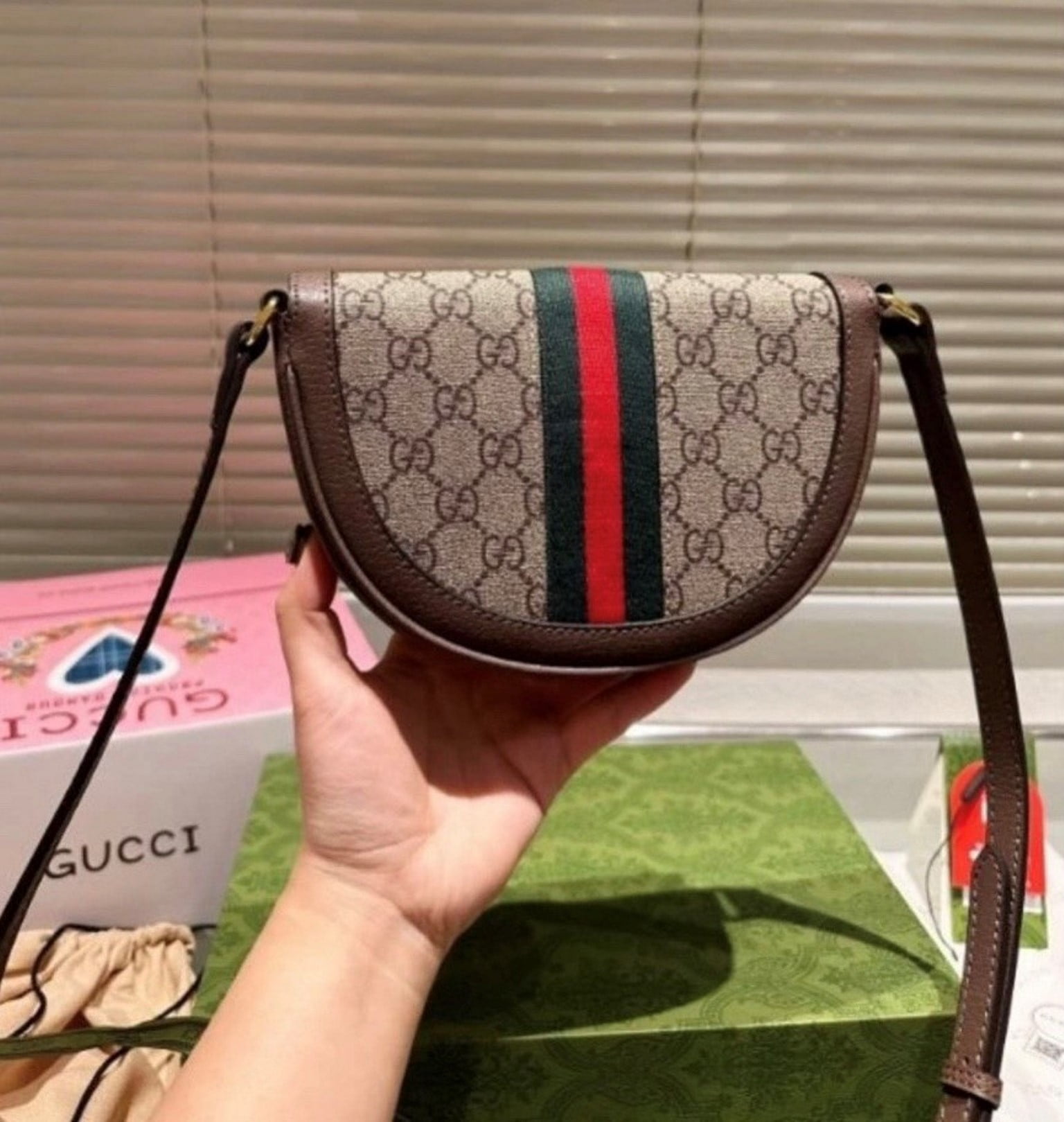 Túi Gucci Ophidia Mini GG Shoulder Bag 8 tui gucci ophidia mini gg shoulder bag mau nau