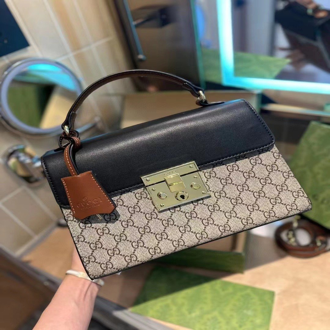 Túi Gucci Padlock GG Supreme Handle 453188-KLQJG-9785 3 Túi Gucci Padlock GC Nâu Đen