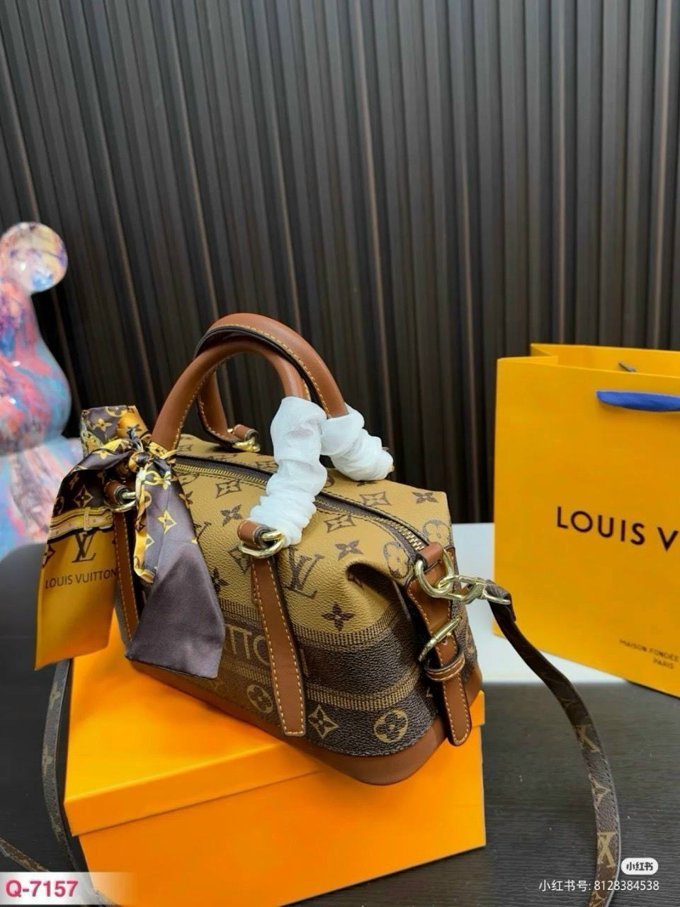 Túi xách Louis Vuitton LV Dáng Trống Lớn 4 tui louis vuitton lv brown hand bag