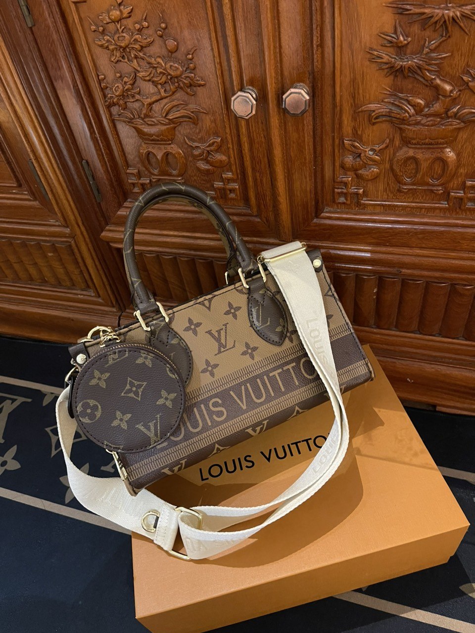 Túi Louis Vuitton Monogram Vàng Nâu 2 Túi Louis Vuitton Nâu