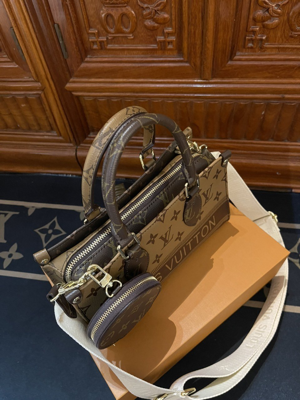 Túi Louis Vuitton Monogram Vàng Nâu 5 Túi LV Monogram Sang Trọng