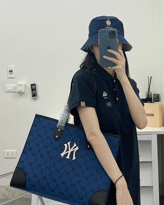 Túi MLB Big Diamond Monogram Jacquard Large Tote Bag 5 tui mlb monogram diamond jacquard ny yankees