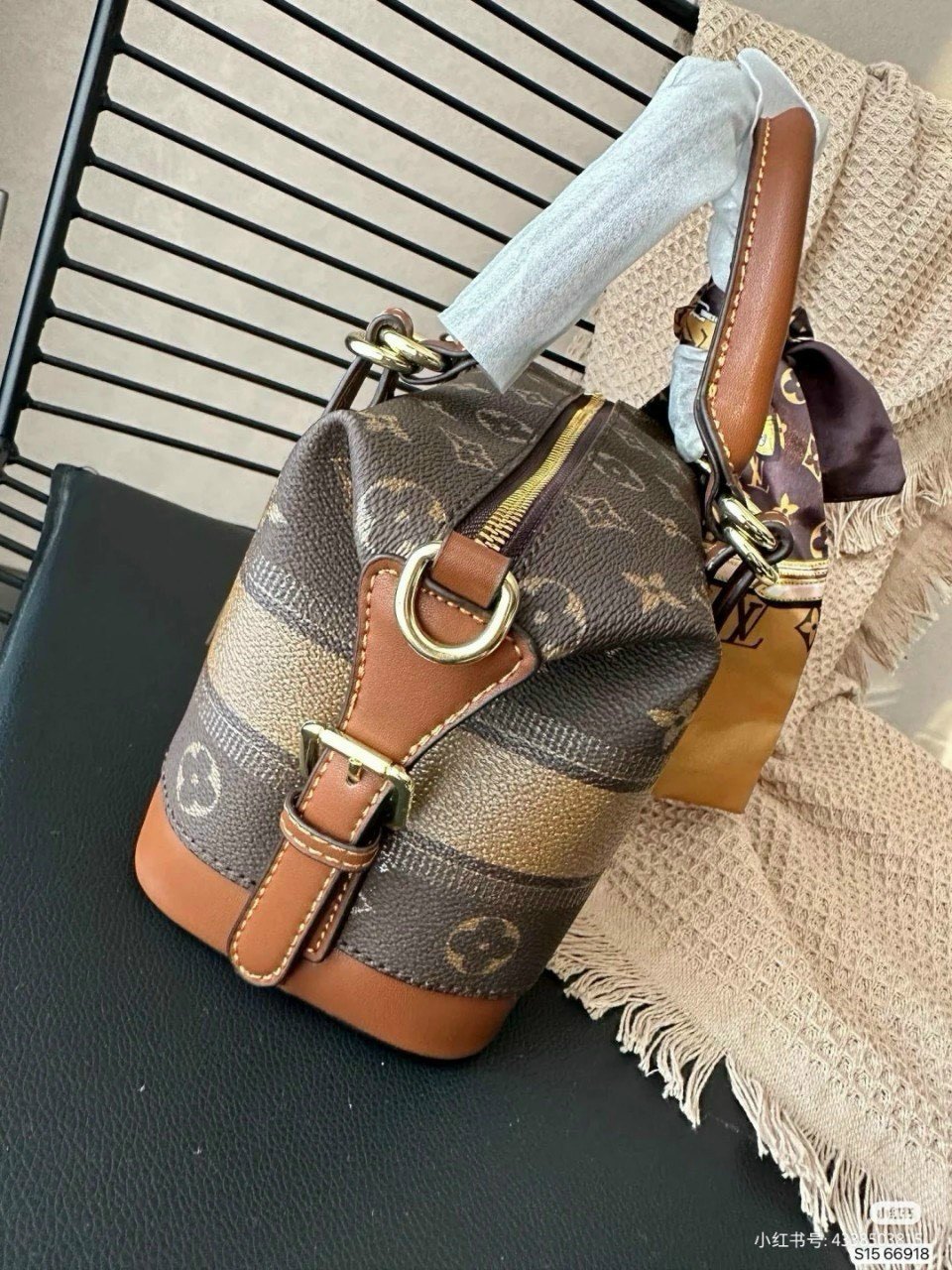 Túi xách Louis Vuitton LV Dáng Trống Lớn 10 Túi Túi LV Vàng Nâu