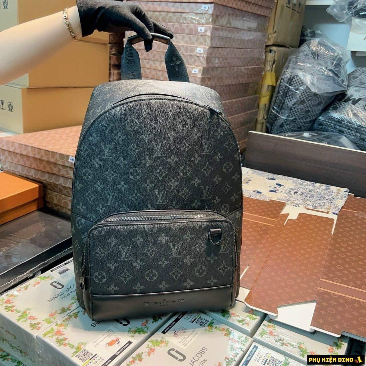 Balo LV Discovery Backpack PM Monogram Eclipse Canvas Đen