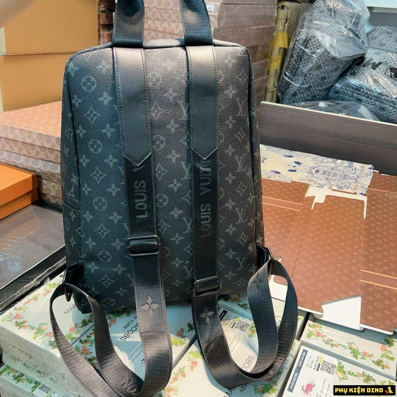 Balo LV Discovery Backpack Monogram Đen Nâu 4 Balo LV Discovery Monogram Eclipse Logo Black