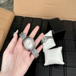 High-end Grealy Diamond Bezel Watch