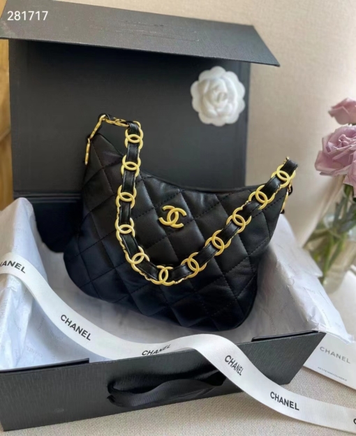 Túi Chanel Hobo Handbag Lambskin Màu Đen