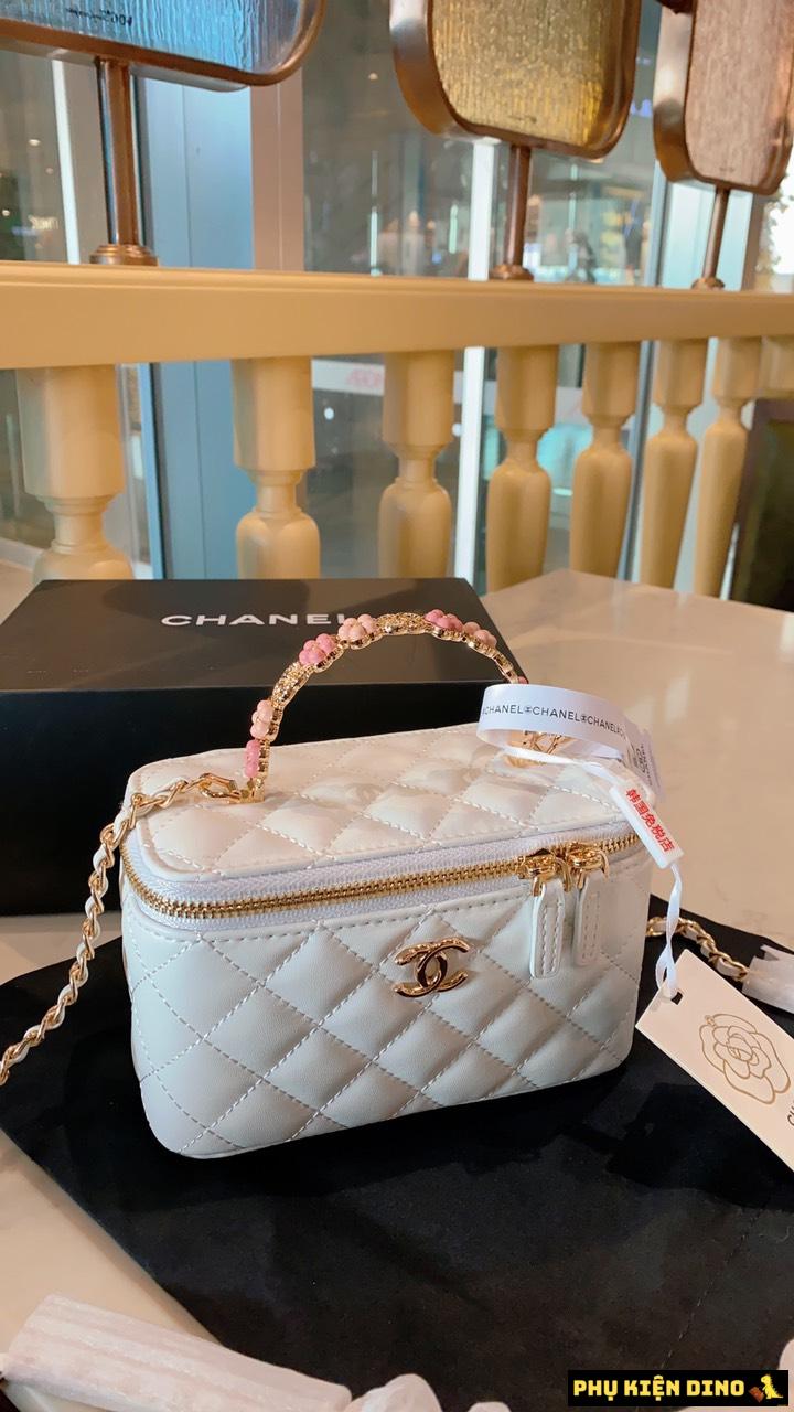 Túi Chanel Vanity Lambskin Brushed Gold Hardware 3 Túi Chanel Vanity Lambskin Brushed Gold Hardware Màu Trắng