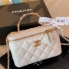 Túi Chanel Vanity Lambskin Brushed Gold Hardware 14 Túi Cốp Chanel Màu Trắng