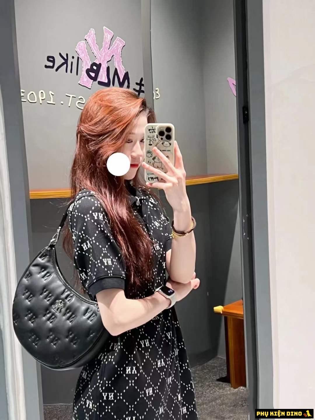 Túi MLB Classic Monogram Embo Cross Type Boho 4 Túi Đeo Vai MLB Classic Monogram Embo Cross Type Boho New York Yankees 3ABQS093N-50BKS Màu Đen