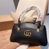 Túi Gucci Arli Lớn Size 30 3 Màu Trắng Đen Họa Tiết 7 Túi GUCCI Arli Large Top Handle Bag Lượn Sóng Màu Đen