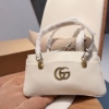 Túi Gucci Arli Lớn Size 30 3 Màu Trắng Đen Họa Tiết 10 Túi Gucci Arli Top Handle Bag Leather Large Size 30 Màu Kem