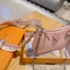 Túi Louis Vuitton LV Easy Pouch On Strap Pink M80483 10 Túi Louis Vuitton LV Easy Pouch On Strap Hồng Nhạt Size 18