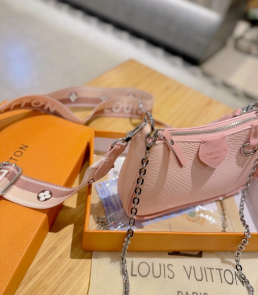Túi Louis Vuitton LV Easy Pouch On Strap Hồng Nhạt Size 18