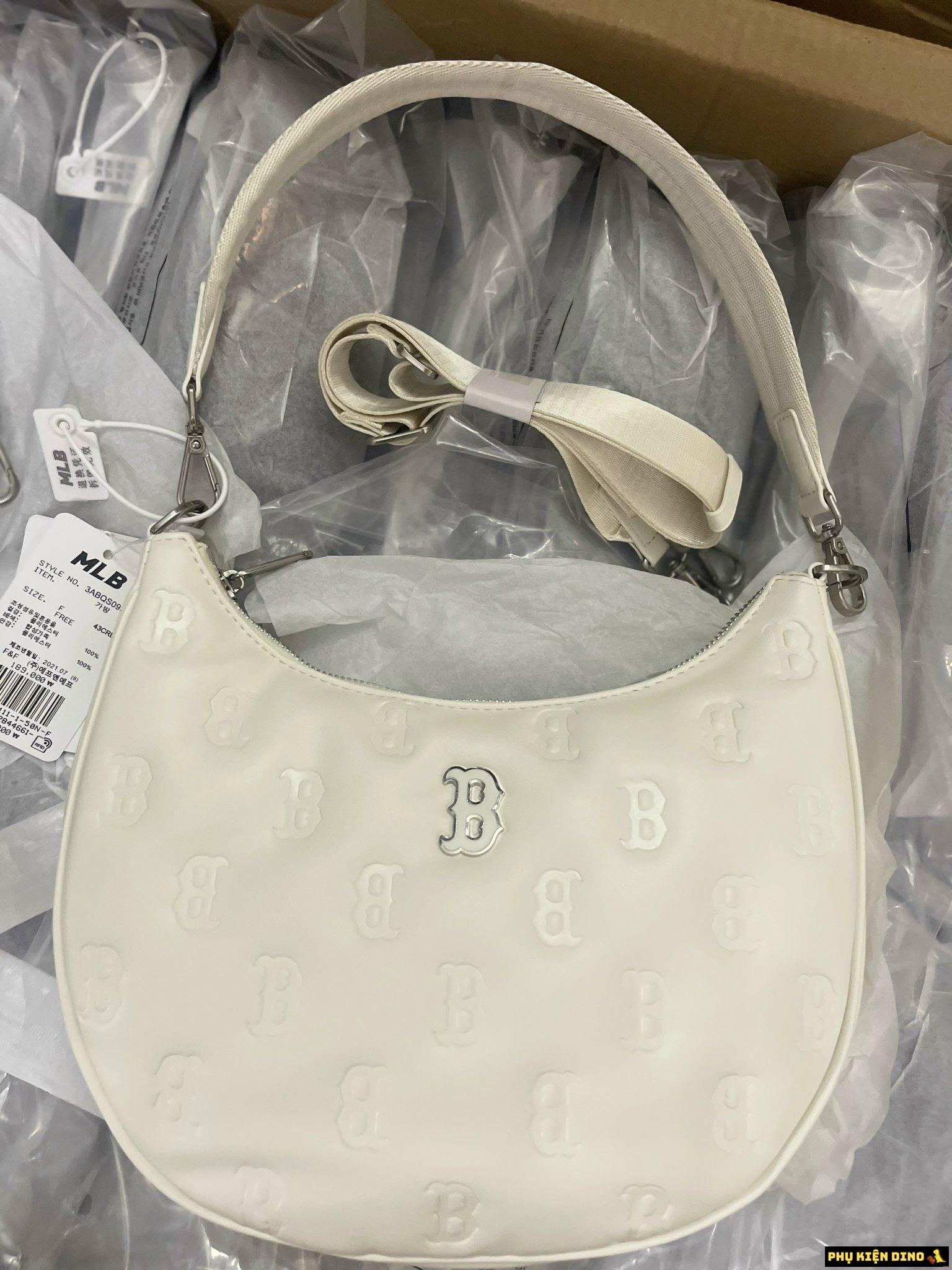 Túi MLB Classic Monogram Embo Cross Type Boho 10 Túi MLB Classic Monogram Embo Cross Type Boho Boston Red Sox