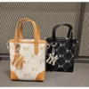 Túi Hộp MLB Diamond Monogram Jacquard Mini Nâu Đen 14 Túi MLB Diamond Monogram Jacquard Mini Cross Bag New York Yankees