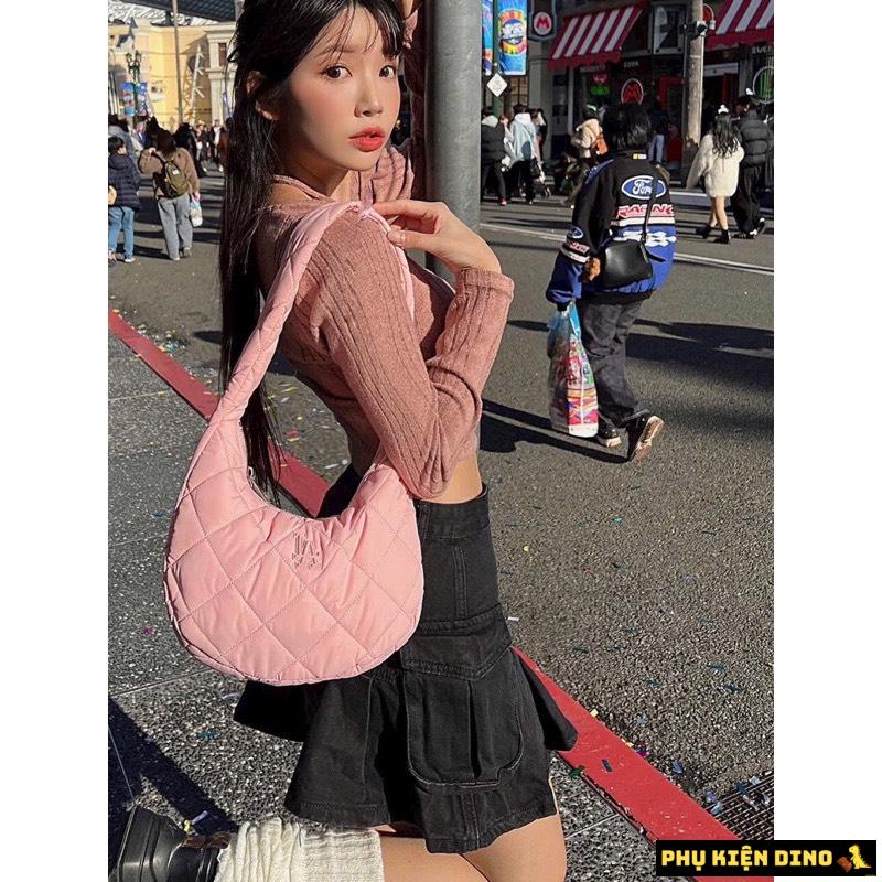 Túi MLB Quilted Hobo Bag LA Dodgers Blue Pink 5 Túi MLB Logo LA Dodgers Màu Hồng Đào 3ABQM0936-07PCS