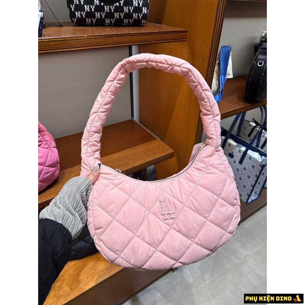 Túi MLB Quilted Hobo Bag LA Dodgers Blue Pink 4 Túi MLB Logo LA Dodgers Màu Hồng Đào