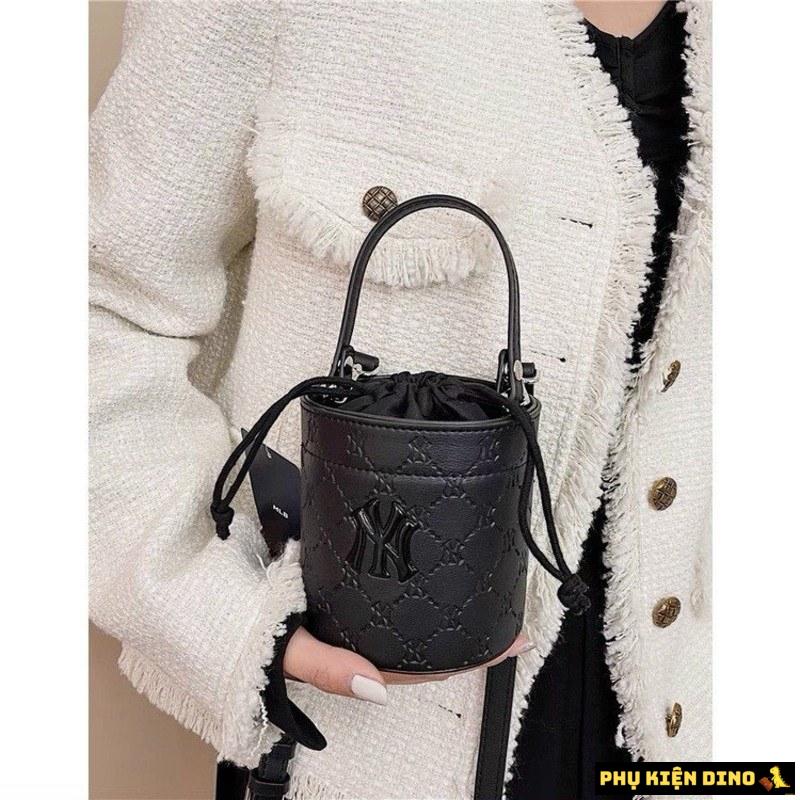 Túi Trụ Tròn MLB Monogram Nano Bucket Bag Black 5 Túi MLB Monogram Nano Dáng Trụ Màu Đen