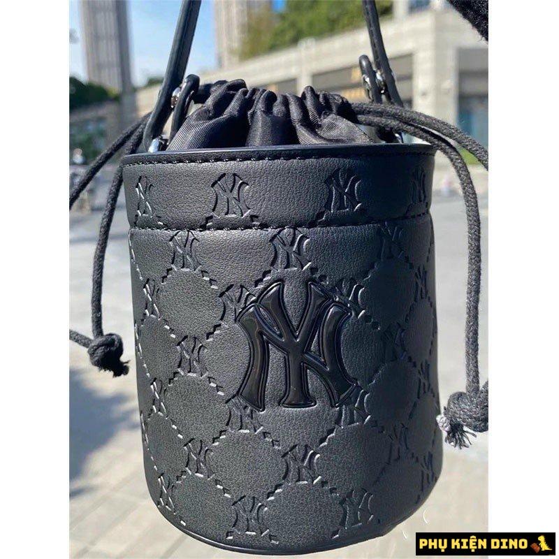 Túi Trụ Tròn MLB Monogram Nano Bucket Bag Black 7 Túi MLB Monogram Nano Dập Chìm Màu Đen