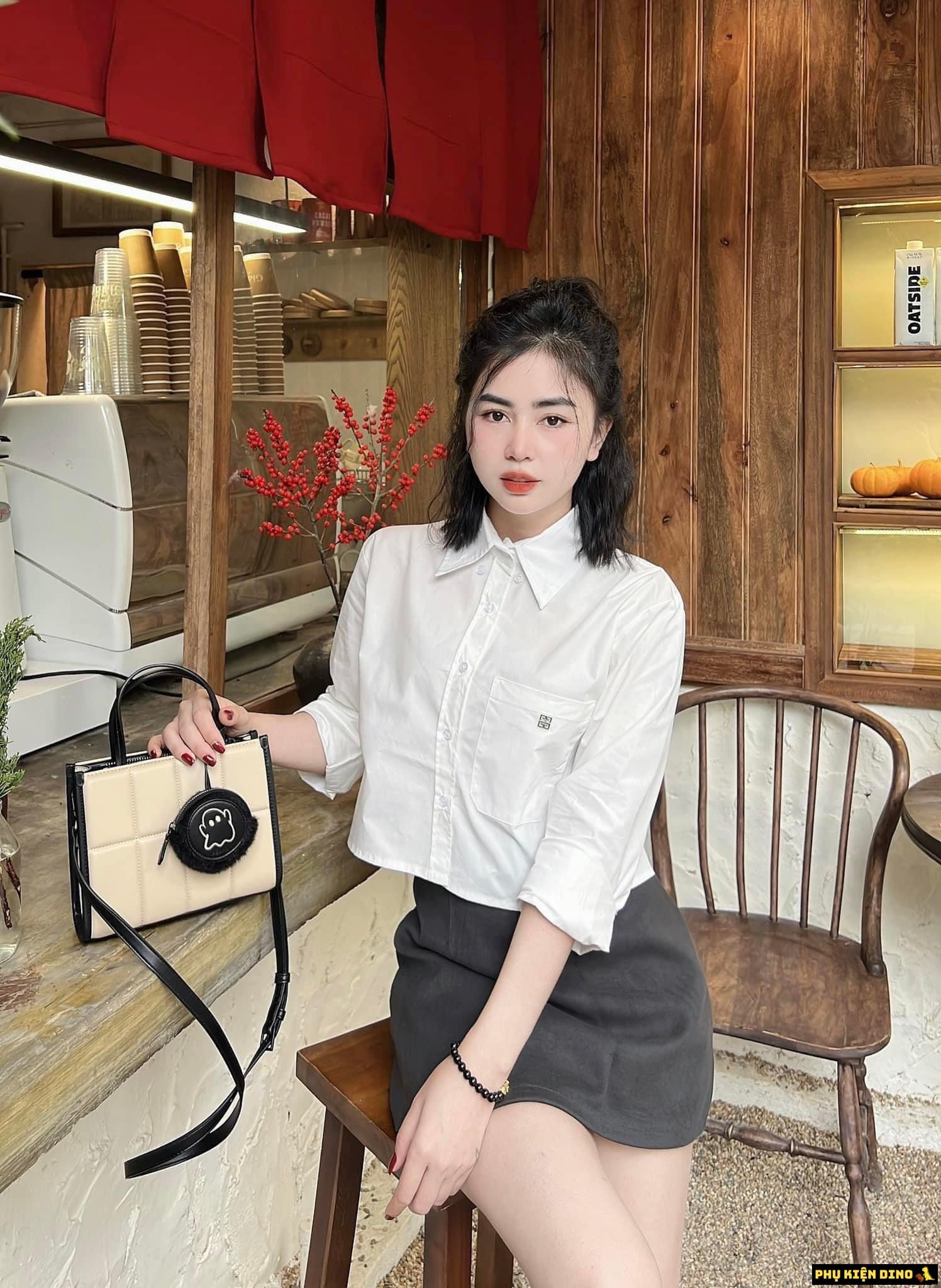 Túi Đeo Chéo Nữ Pedro Mini Quilted Handbag Trắng Đen 4 Túi Pedro Dáng Vuông Trắng Viền Đen