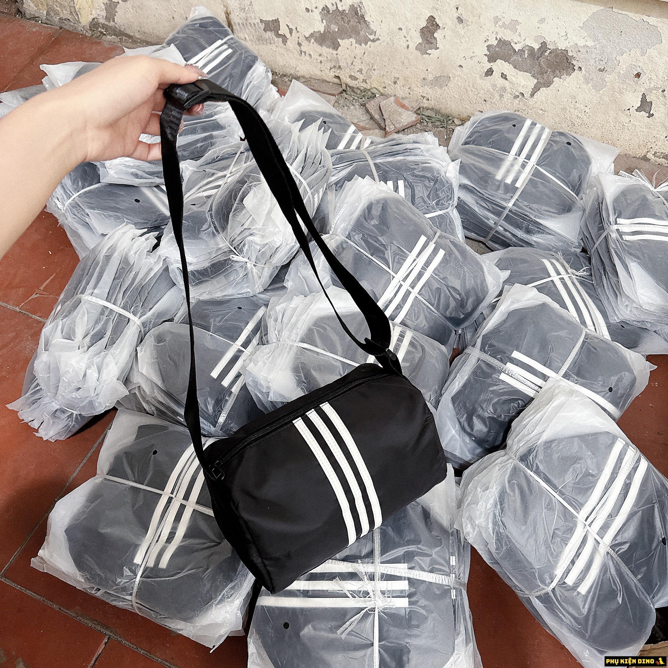 Túi Trống 3 Sọc Trắng Đen Basic Size 26 4 Túi Trống 3 Sọc Trắng Đen