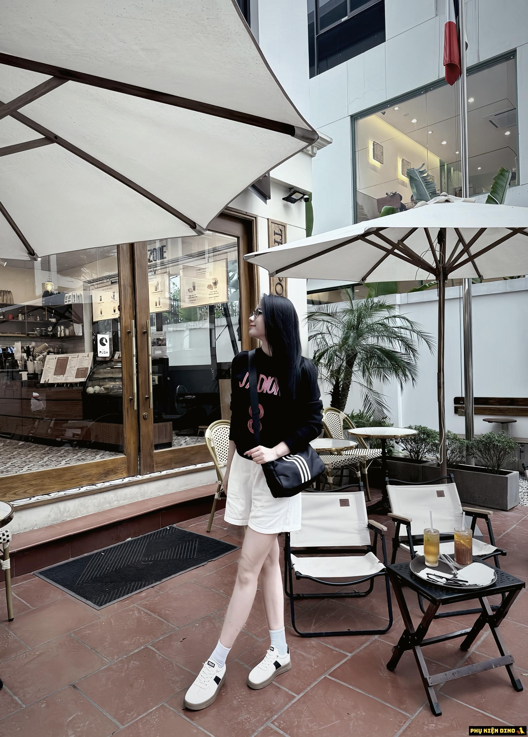 Túi Trống 3 Sọc Trắng Đen Basic Size 26 3 Túi Trống Đen Sọc Trắng