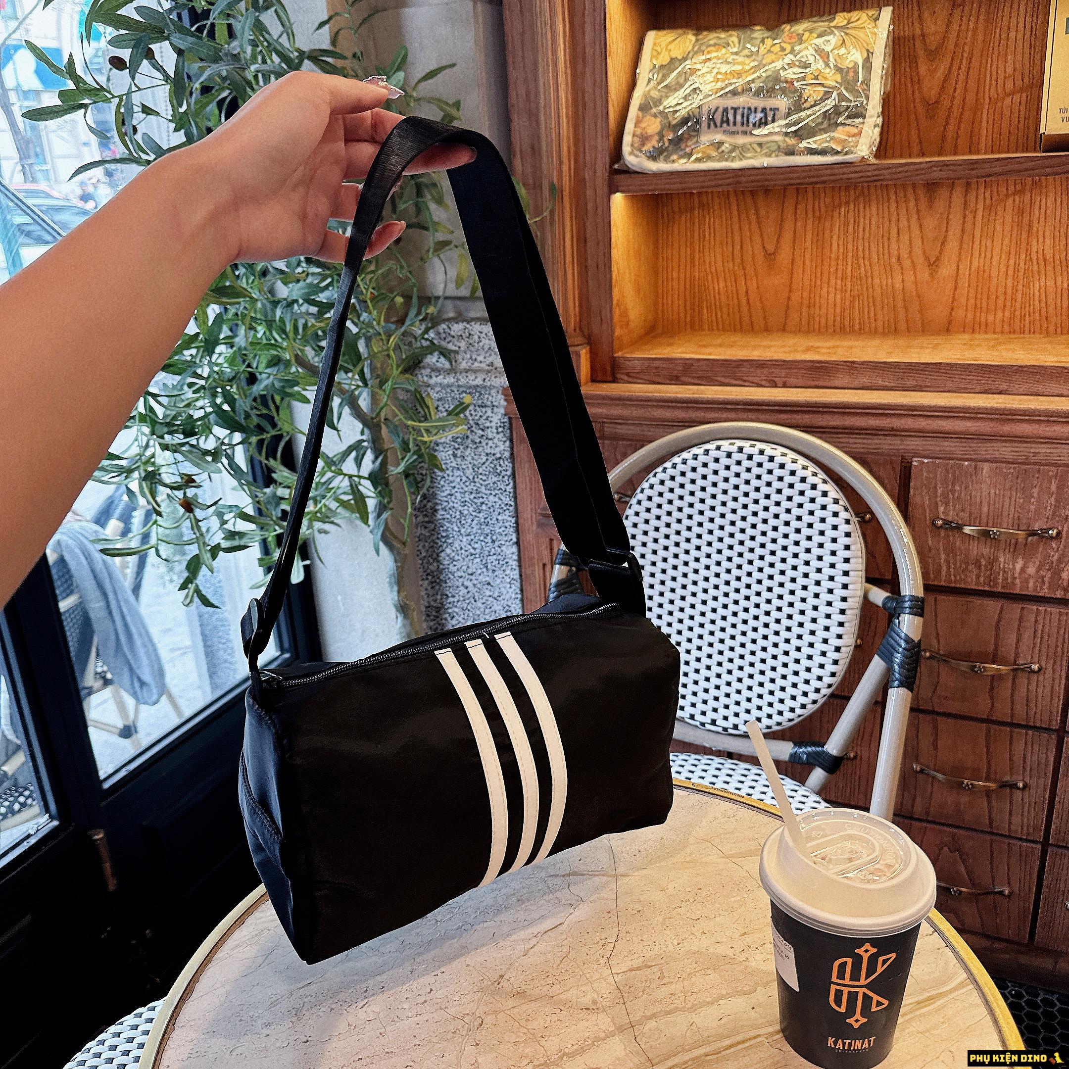 Túi Trống 3 Sọc Trắng Đen Basic Size 26 2 Túi Trống Trắng Đen Size 26