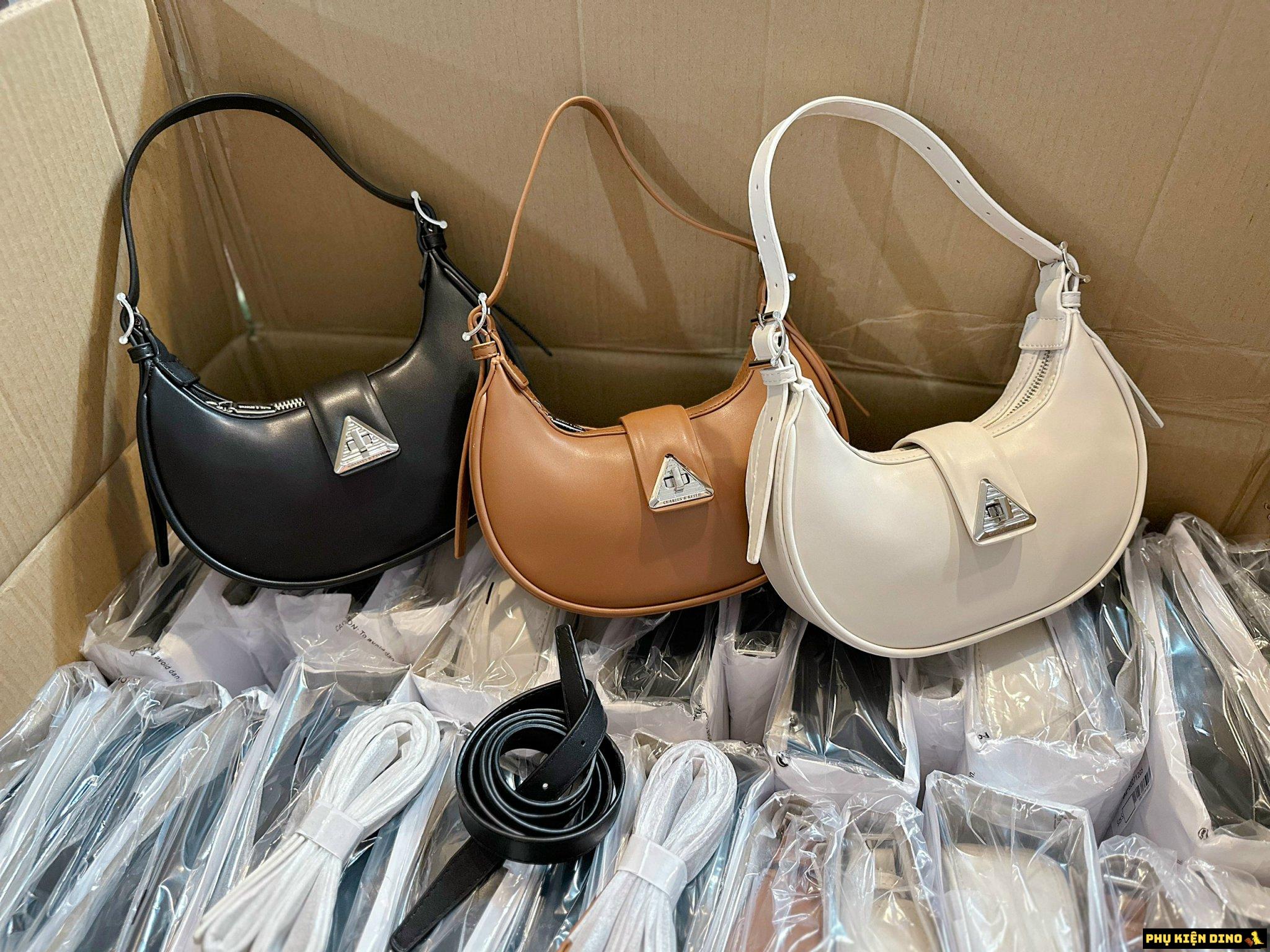 Túi Charles & Keith CNK Trice Metallic Accent Belted 3 Túi Xách Nữ CNK Trice Metallic Accent Belted Shoulder Bag Chalk Màu Trắng