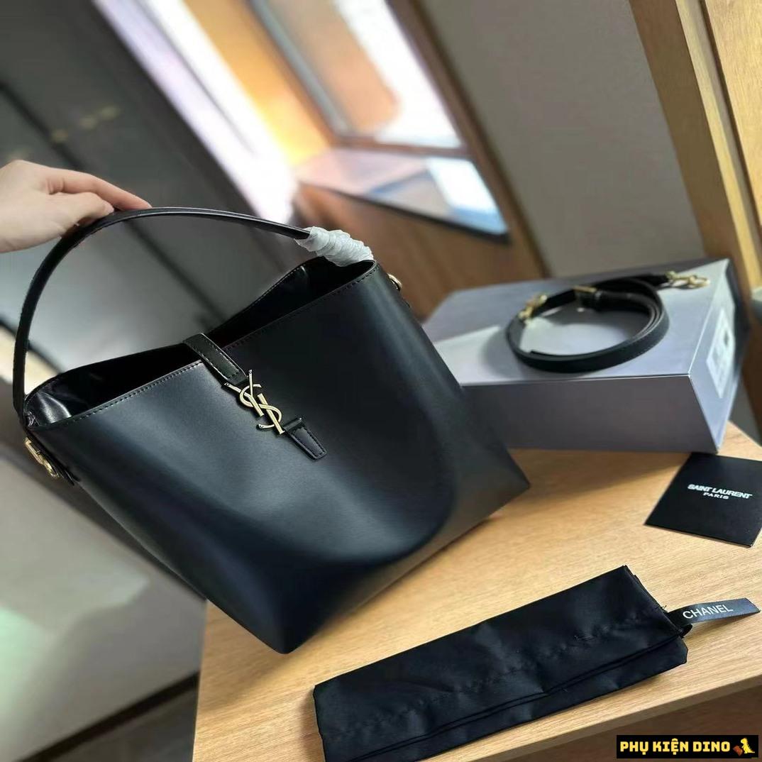 Túi Saint Laurent YSL LE 37 Leather Black Bucket Bag 7 Túi YSL LE 37 Leather Đen Khóa Vàng