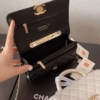 Túi Chanel Quai Kiềng 2 Màu Trắng Đen Fullbox Nam Châm 19 Bên Trong Túi Chanel Quai Kiềng 2 Màu Trắng Đen