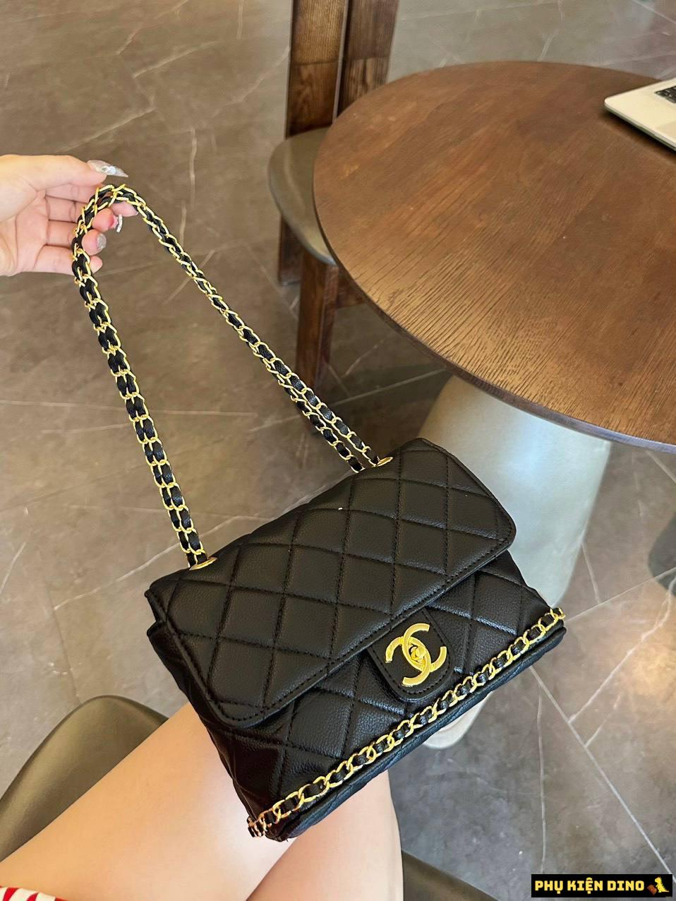Túi Xách Tay Chanel Viền Xích Đáy Khóa Vàng Size 22 11 Túi Chanel Black Viền Xích Đáy Size 22