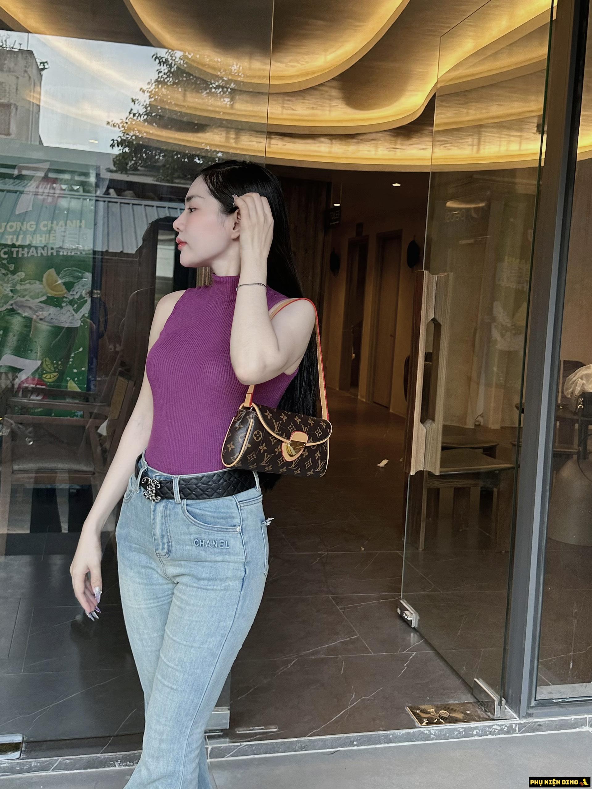 Túi Louis Vuitton LV Brown Monogram Beverly Pochette 2EC27AC340B0ACGS 7 Túi Louis Vuitton LV Beverly Pochette