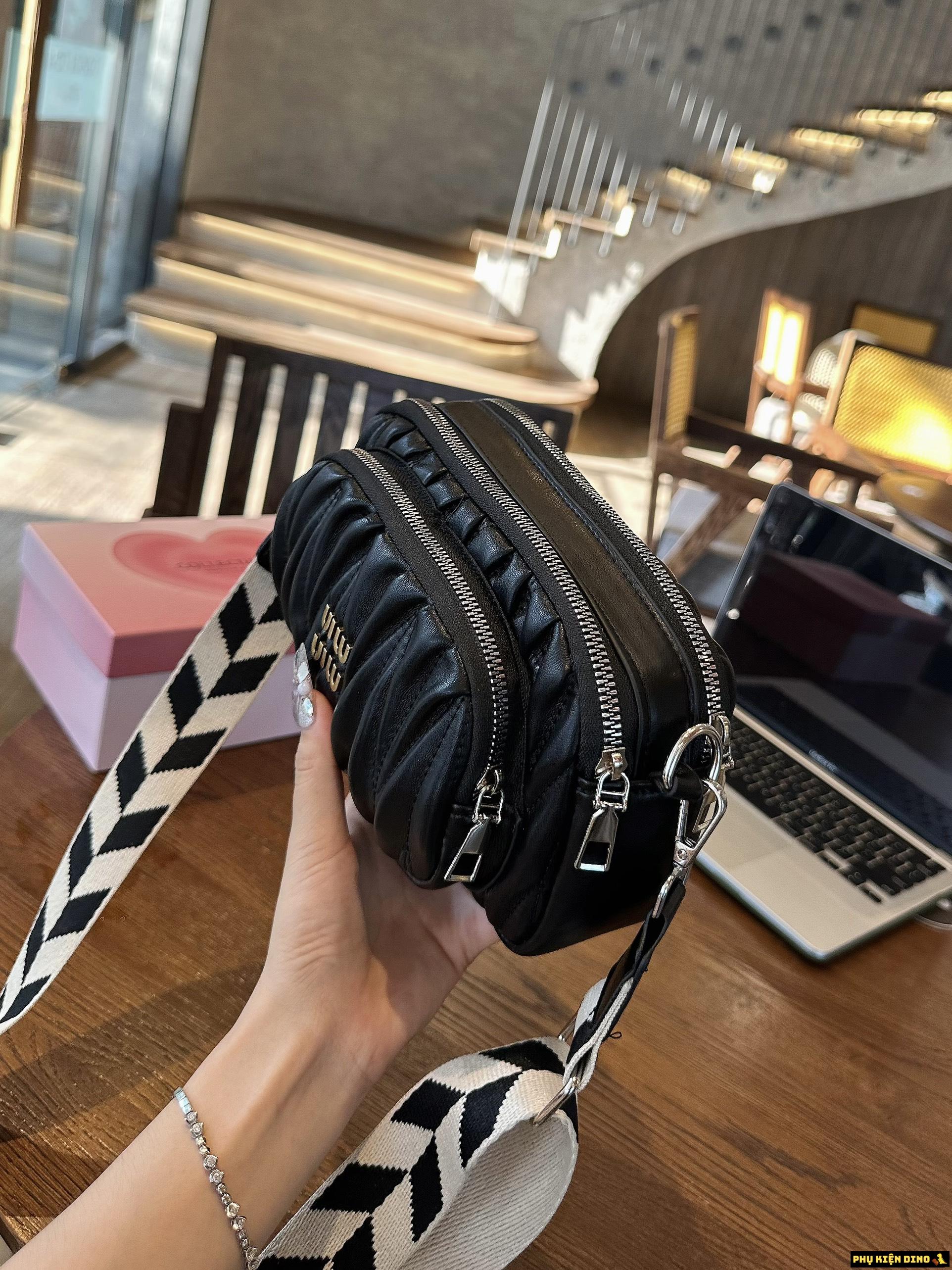 Túi Miu Miu 3 Ngăn Màu Đen Size 19 7 Túi Miu Miu 3 Ngăn