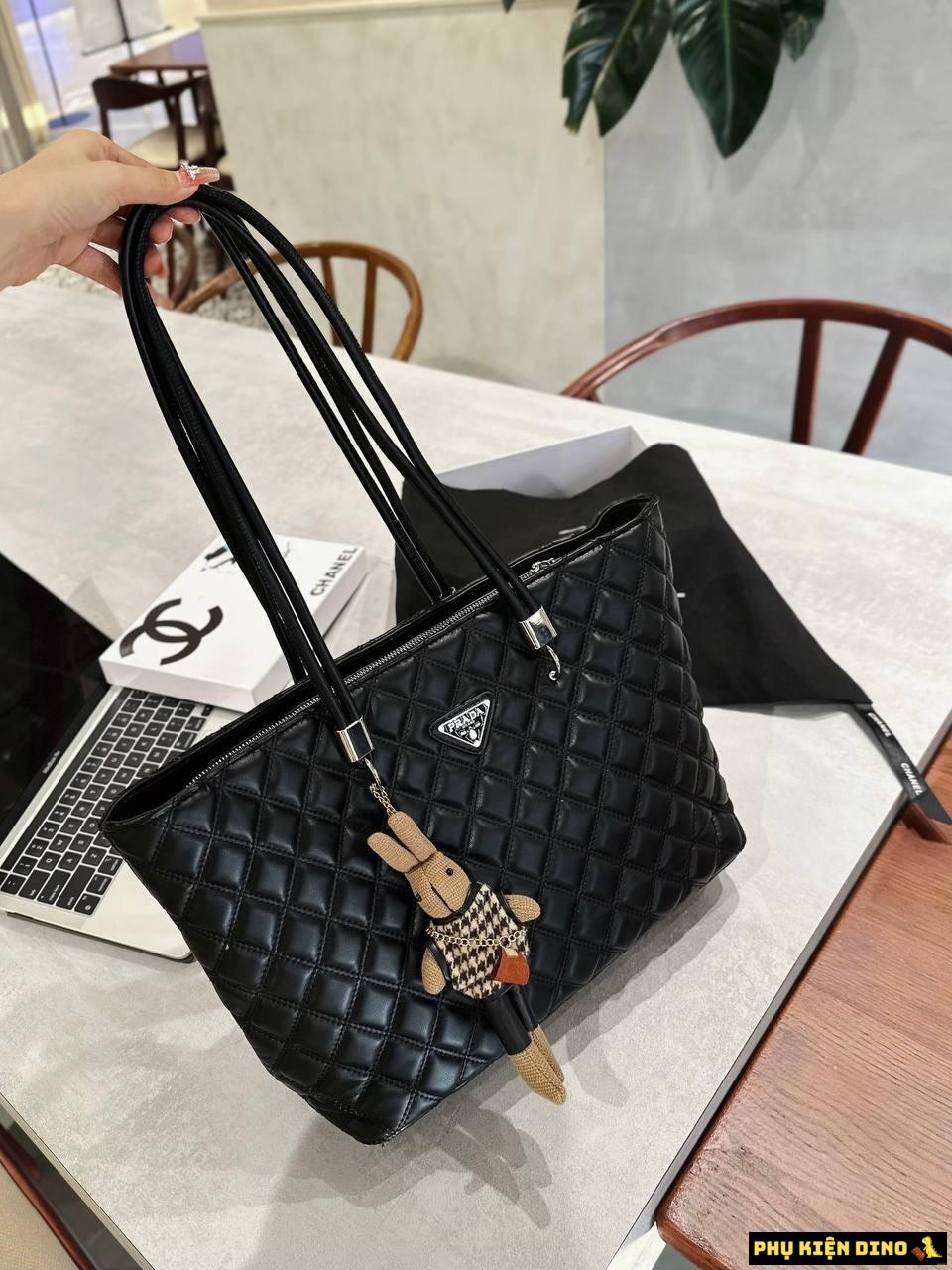 Túi Prada Tote Black Kèm Gấu 3 Túi Prada Tote Size To 27