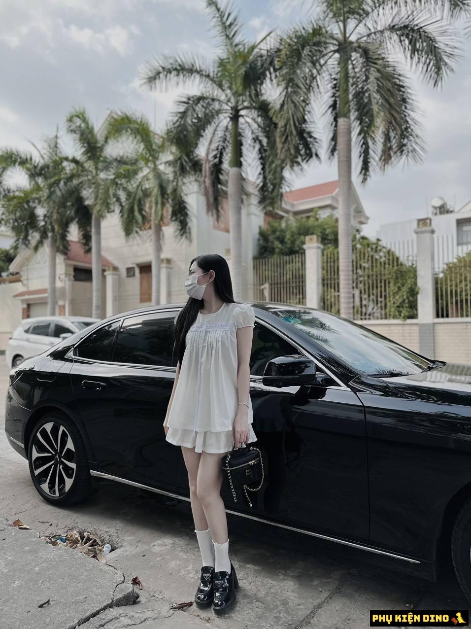 Túi Cốp Trống Miu Miu 2 Màu Đen Trắng Size 20 2 Túi Trống Cốp Miu Miu màu Đen