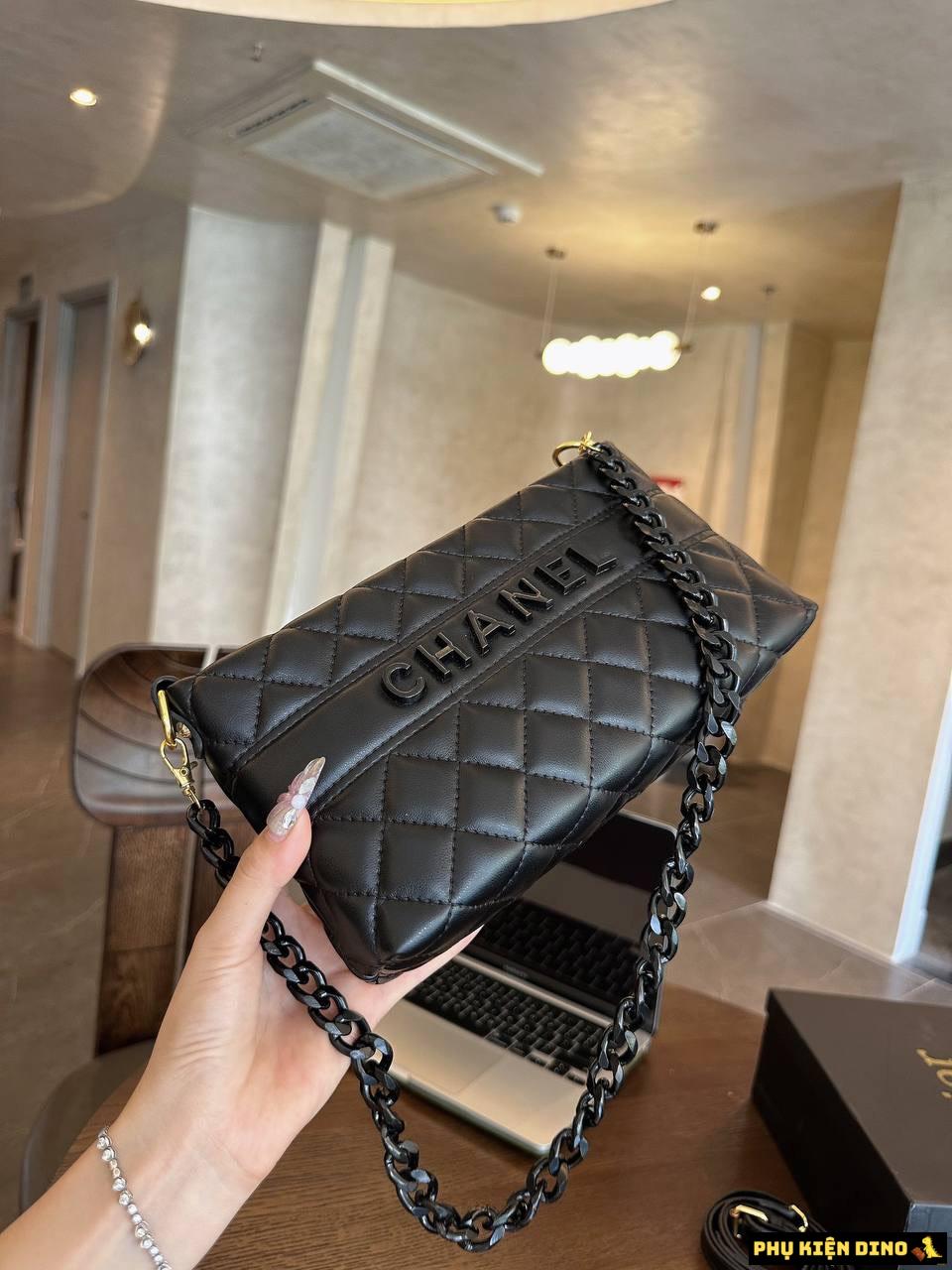 Túi Xách Nữ Chanel Hobo White Black Size 22 10 Túi Xách Nữ Chanel Hobo Black Size 22