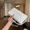 Túi Xách Nữ Chanel Hobo White Black Size 22 14 Túi Xách Nữ Chanel Hobo White Size 22