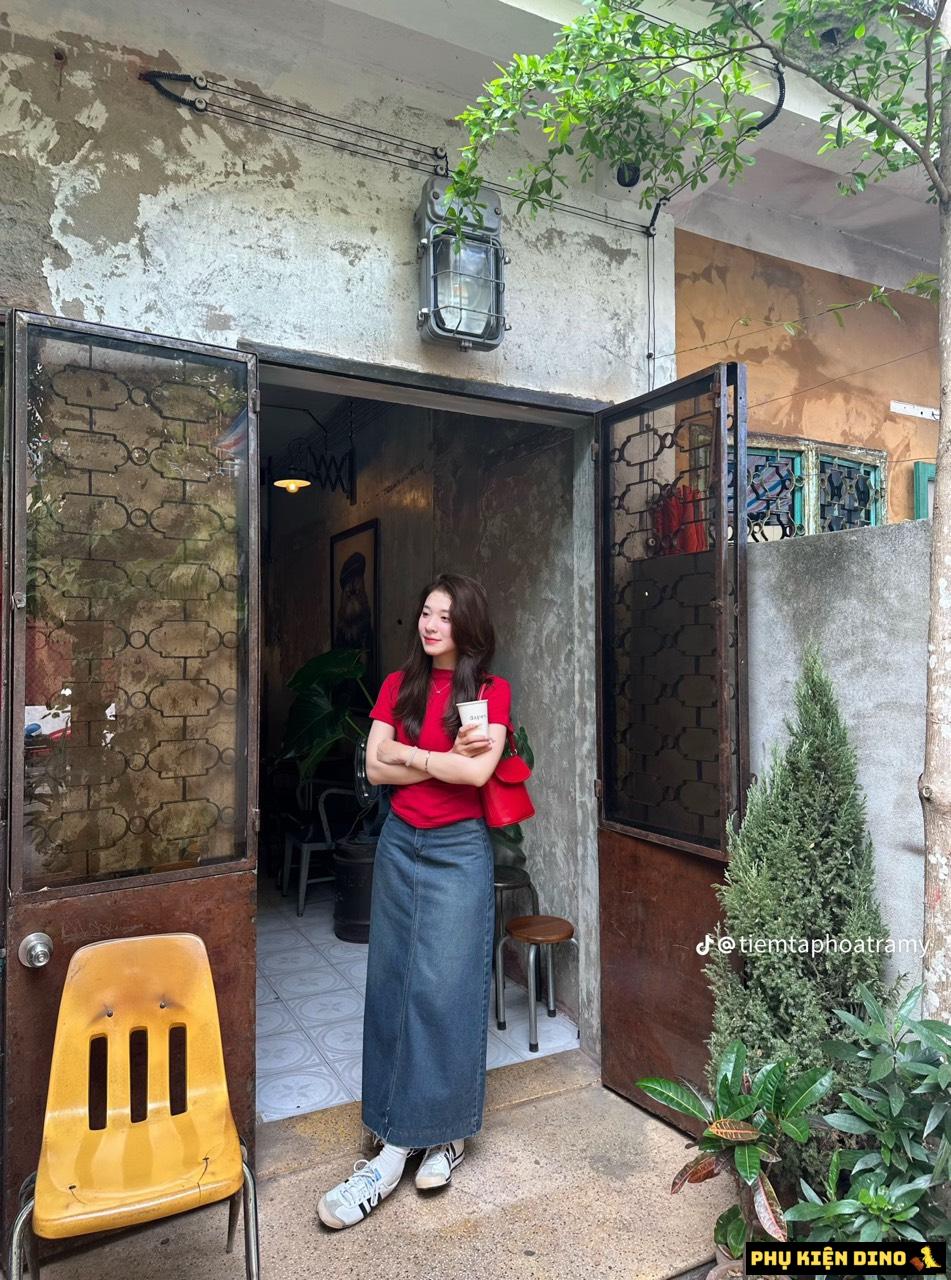 Túi Xách Nữ Charles & Keith Nắp Gập 3 Màu Trắng Đen Đỏ 10 Túi Xách Nữ Charles & Keith CNK Nắp Gập