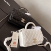 Túi Chanel Quai Kiềng 2 Màu Trắng Đen Fullbox Nam Châm 13 Túi Xách Tay Chanel Quai Kiềng Hàng Cao Cấp