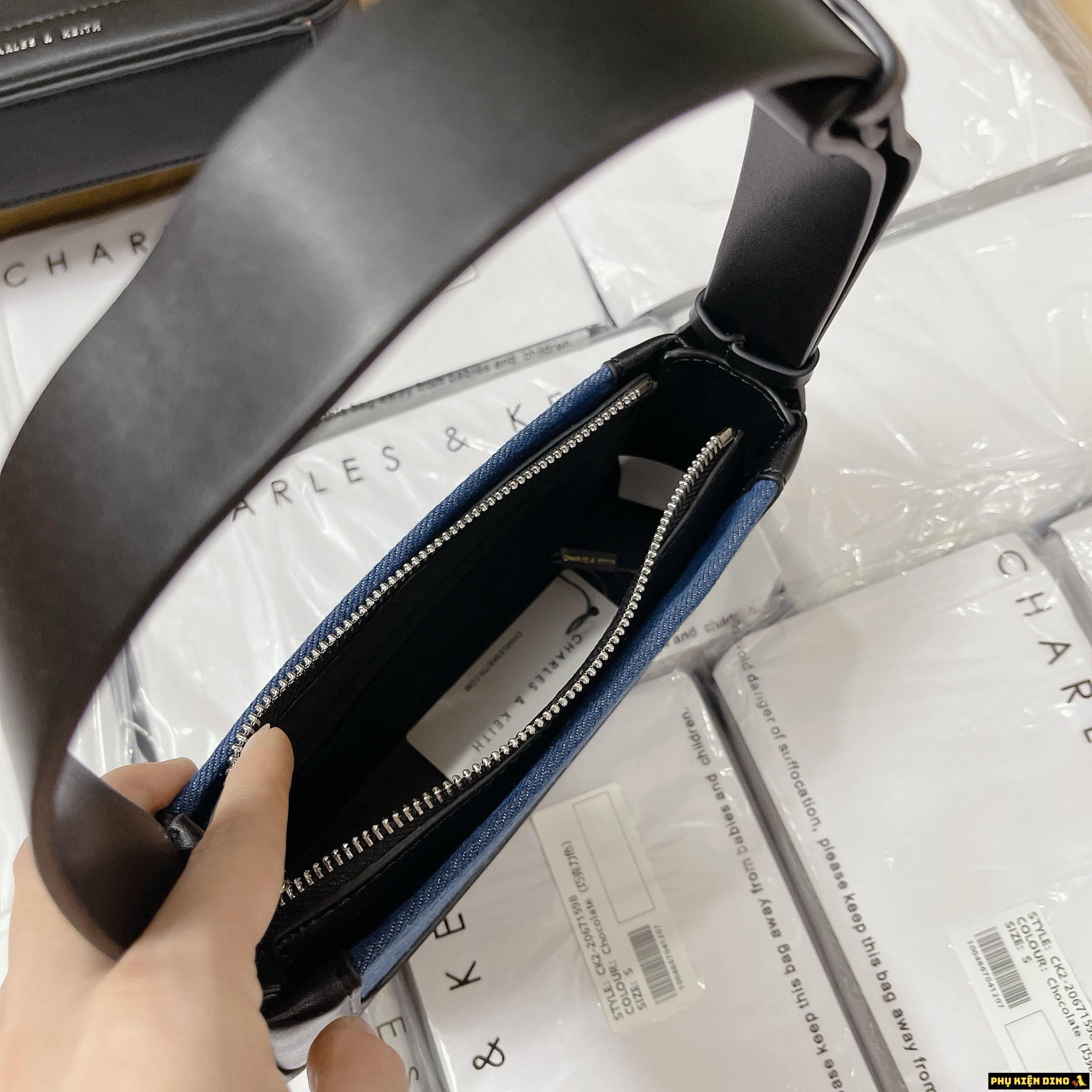 Túi Charles & Keith CNK Daylla Shoulder Bag 4 Màu Nâu Đen Denim Trắng 14 Bên Trong Túi CNK Daylla