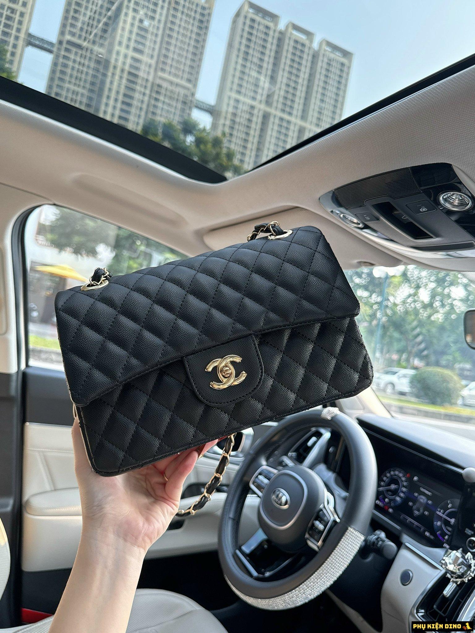 Túi Chanel Classic CC Da Caviar Khóa Vàng 2 Màu Đen Kem 6 Túi Chanel Classic CC Da Caviar Black Khóa Vàng